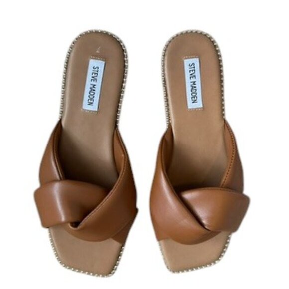 Steve Madden Twisted Top Brown Sandals Flats, size 9 - Picture 6 of 6